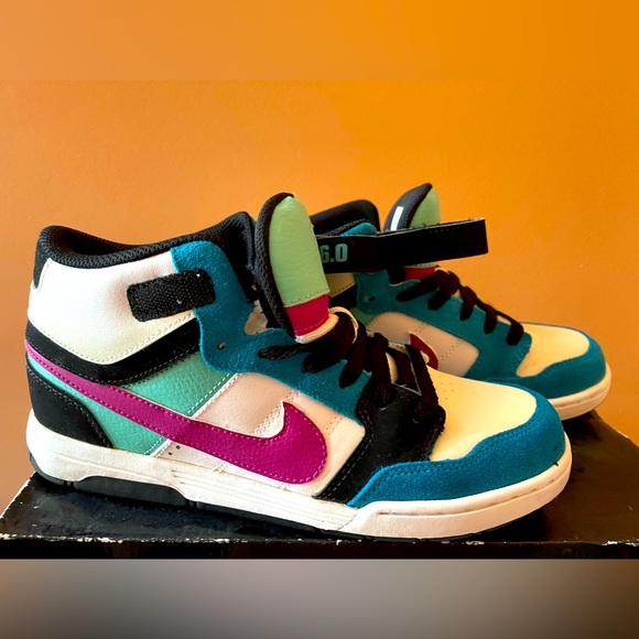 Nike 6.0 Mogan Mid Jr. - Picture 2 of 5